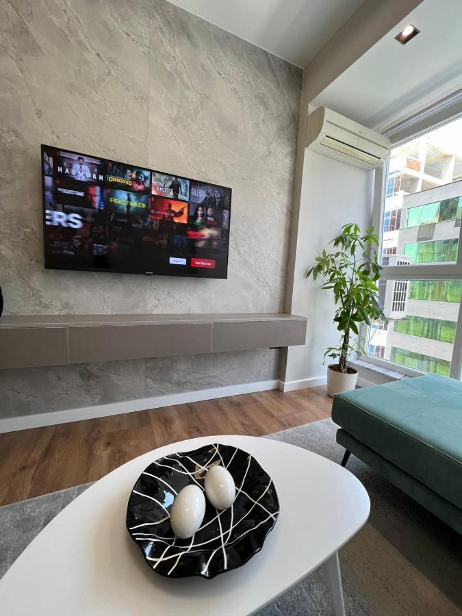 Aia Suites & Apartments Тирана Экстерьер фото