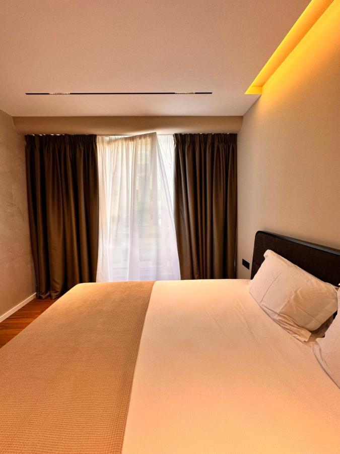 Aia Suites & Apartments Тирана Экстерьер фото