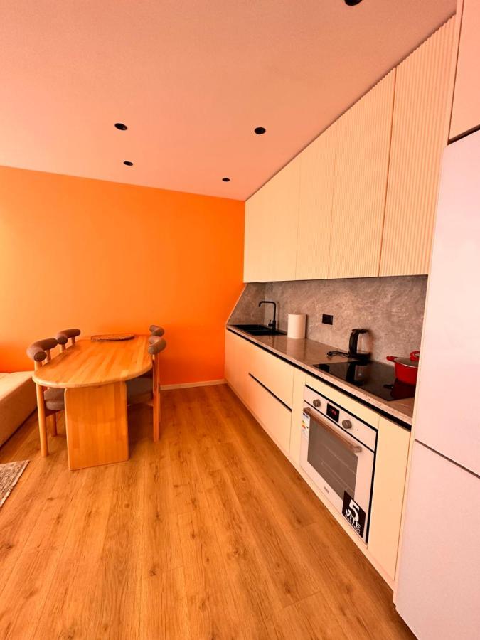 Aia Suites & Apartments Тирана Экстерьер фото