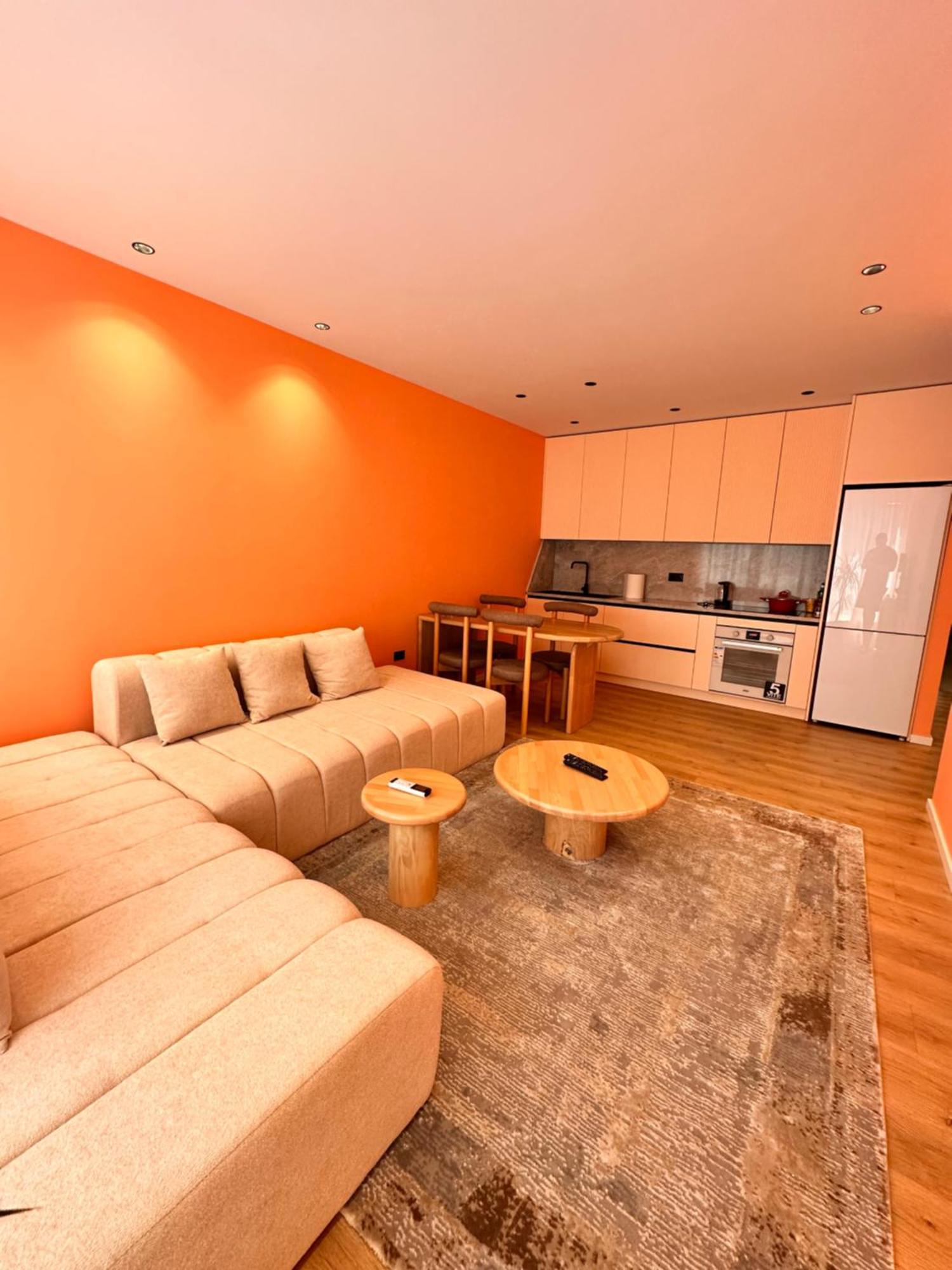 Aia Suites & Apartments Тирана Экстерьер фото